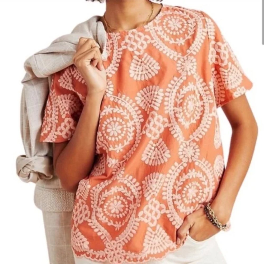 Anthropologie Eri + Ali Embroidered Short Sleeve Top sz small